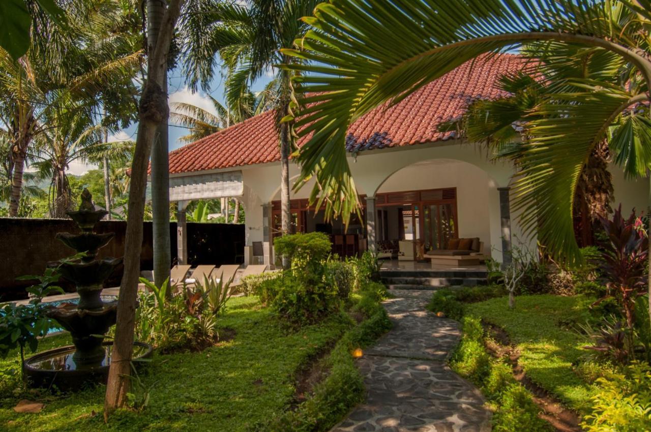 Villa Kelapa Lovina Exterior foto